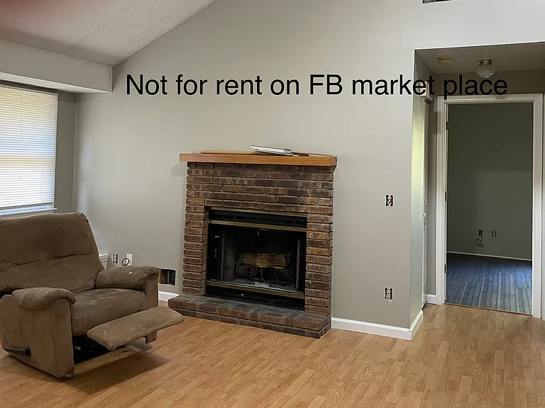 170C Willow Creek Blvd #1 — Photo 4