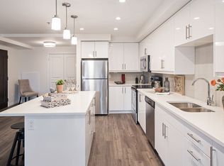 171 Kortright Rd W #213, Guelph, ON N1G0G4