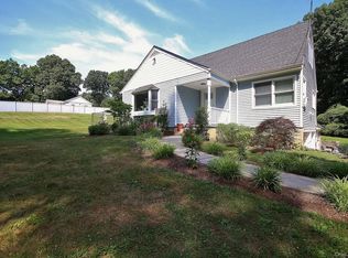 36 Stormytown Rd, Ossining, NY 10562