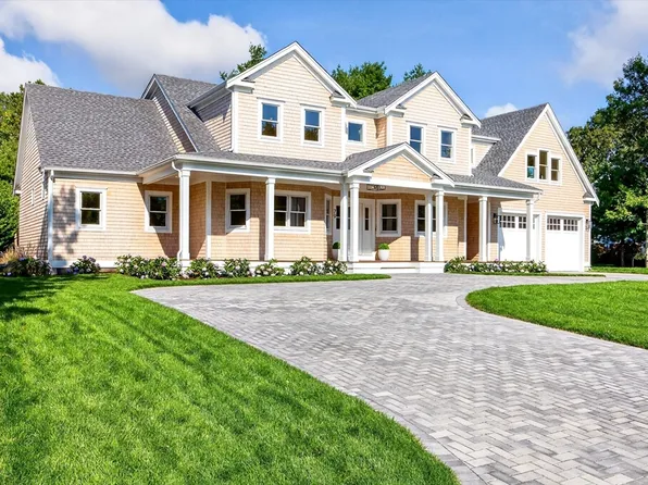 9 Pams Way, East Falmouth, MA 02536