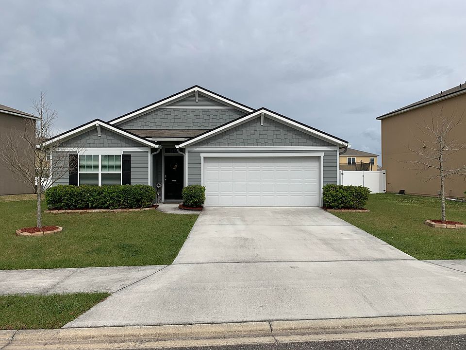 1st image of 3215 Canyon Falls Dr