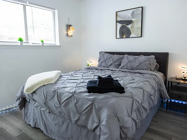 708 Navidad St #B — Photo 12
