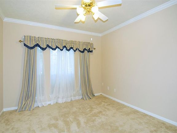 3rd image of 12834 Magic Falls Dr