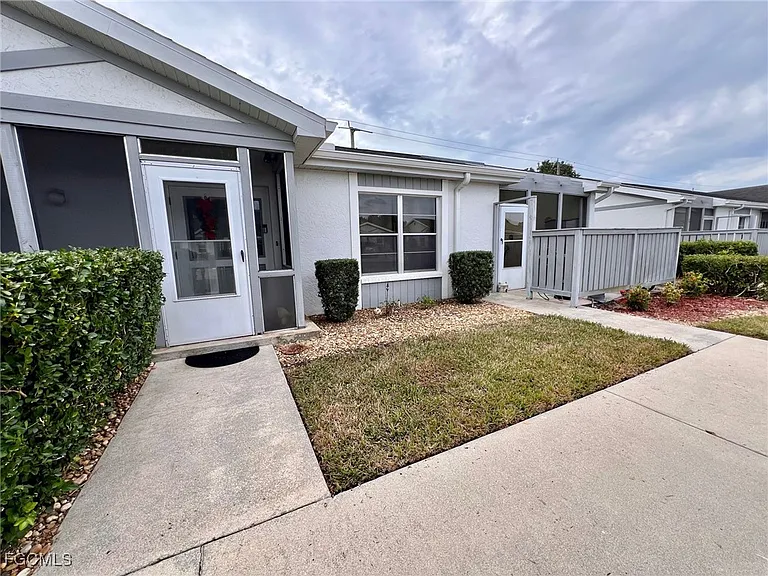 1316 Sandtrap Dr — Photo 4