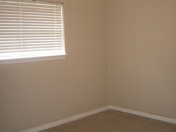 bedroom_10082013