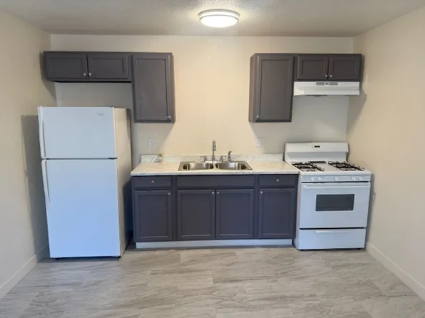 Agua Caliente Apartments