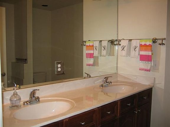 5th image of 110 Portside Ave Unit 202
