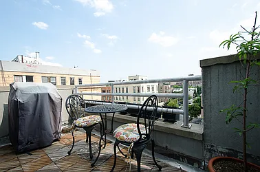 Sold by Brick&Mortar