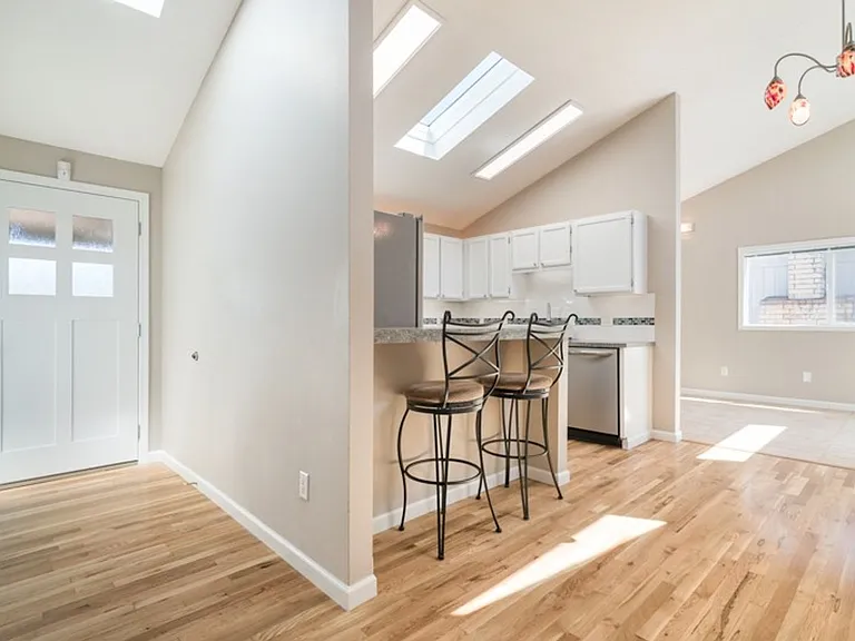 4804 SW Palatine St — Photo 6