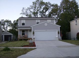 2120 Forest Hills Rd, Muskegon, MI 49441