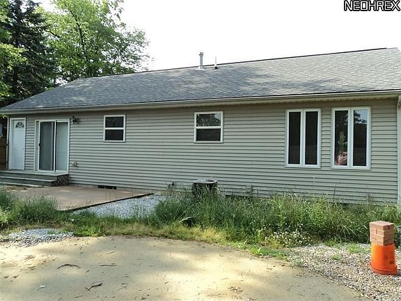 5th image of 242 Heights Ave
