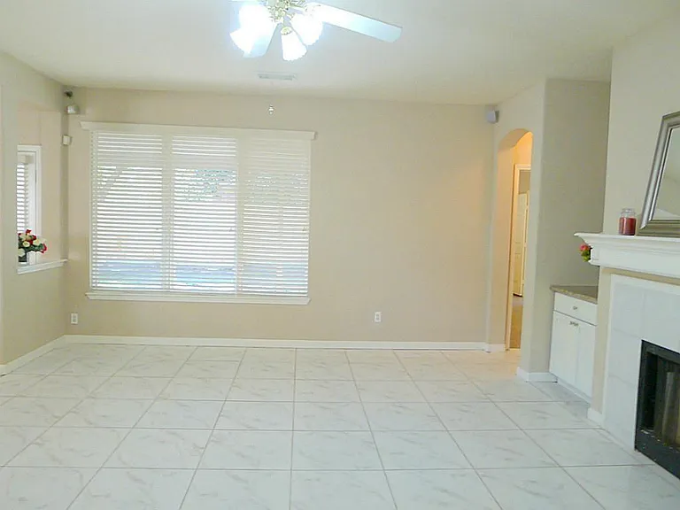 20703 Whitevine Way — Photo 8