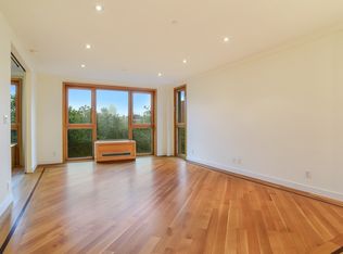 122 Adelphi St #5A, Brooklyn, NY 11205