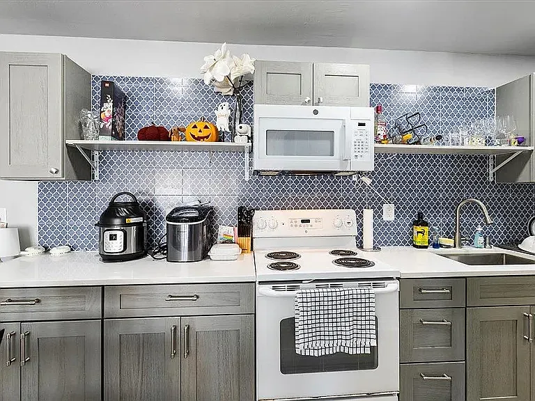 1780 Liberty Ln #C32 — Photo 8