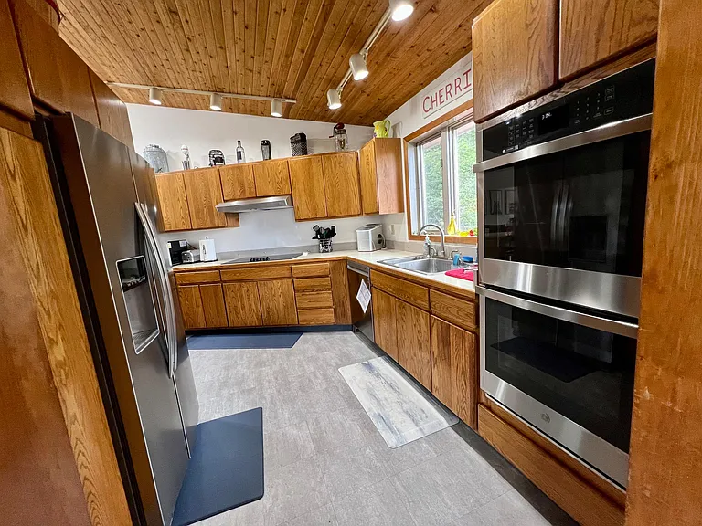 34373 Hilltop Dr — Photo 28