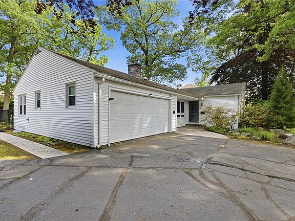 2nd image of 1414 New London Ave