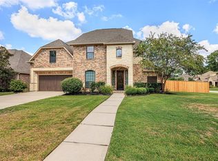 100 Silverstone Ln, Conroe, TX 77384