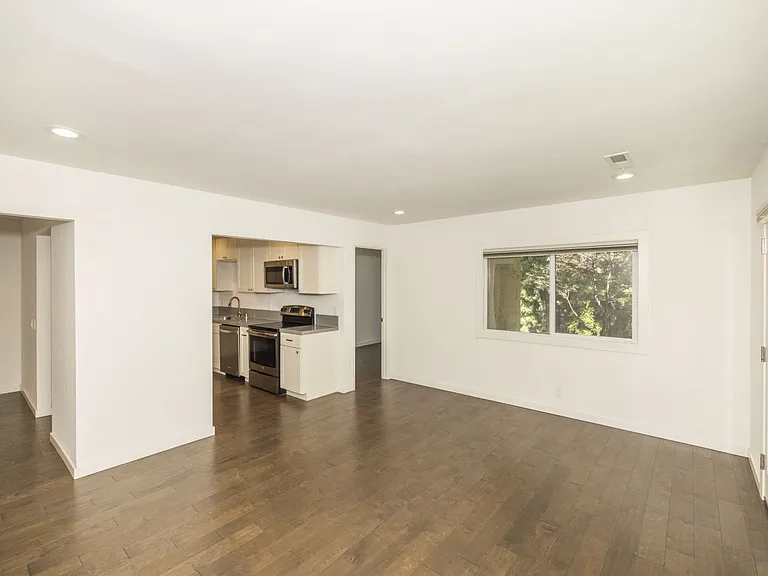 783 Fremont Ave — Photo 3