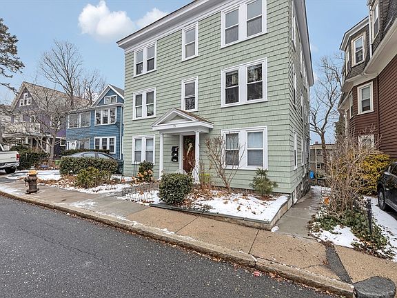 4th image of 75 Saint Rose St #3