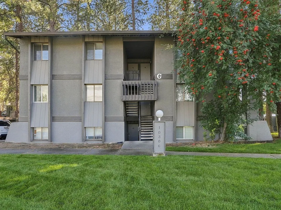 Centennial Pines Apartments!
