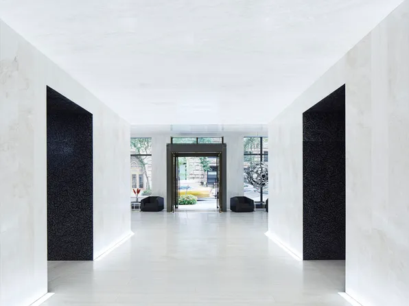 121 East 22nd Street image 11 of 15