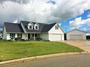 246 Whimbrel Way, Pulaski, WI 54162