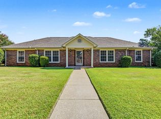 2502 Trenton Pl, Florence, AL 35630