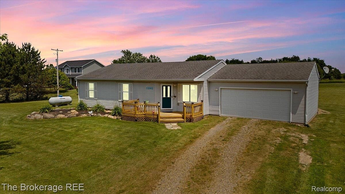 82cae30df5bb43fb8bc040a15f8b90