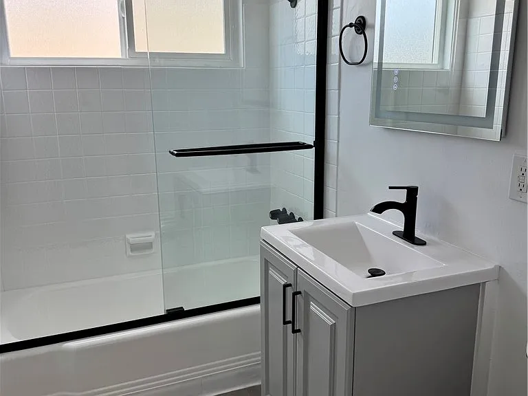 12221 Peacock Ct #4 — Photo 7