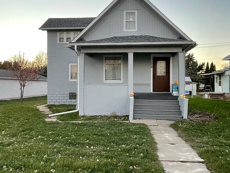 108 N Main St — Photo 5