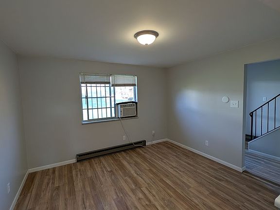3rd image of 93-119 Johnston Ave #97
