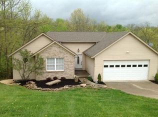 578 Eagleview Dr, Lawrenceburg, IN