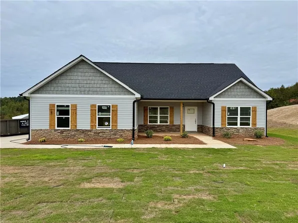 825 Dortch Rd, Eastanollee, GA 30538
