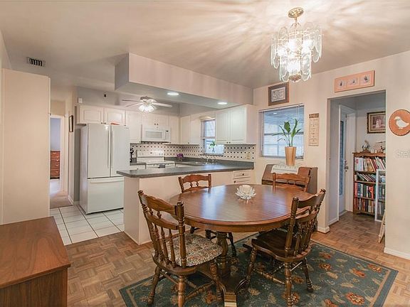 5th image of 2251 Habersham Dr