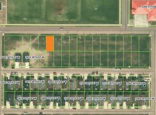 37th St W, Williston, ND 58801