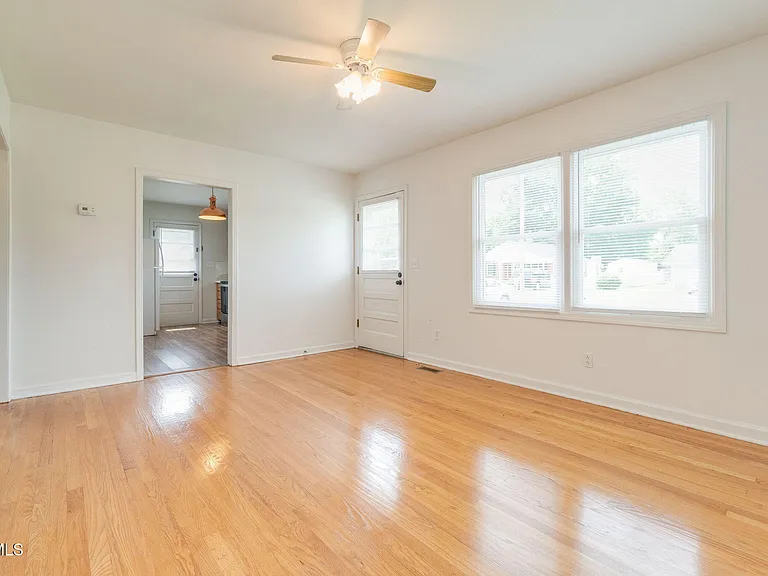 615 Bravo St — Photo 7