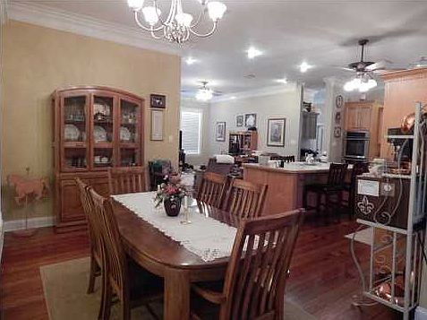 3rd image of 1063 Bonnie Ln
