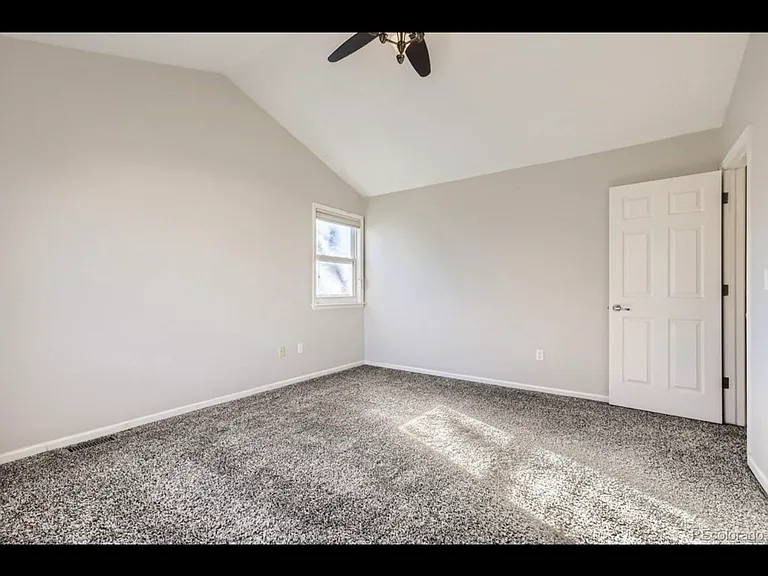 18875 E Saratoga Cir — Photo 7