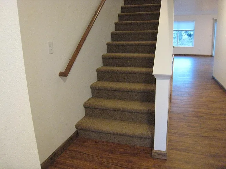Prineville City Townhomes — Photo 12