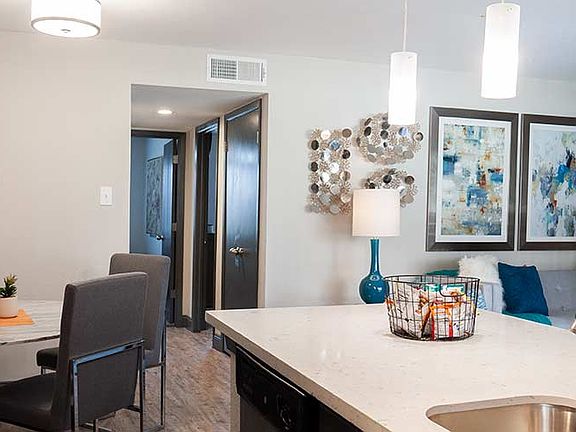 5th image of 708 Woodard Way #237