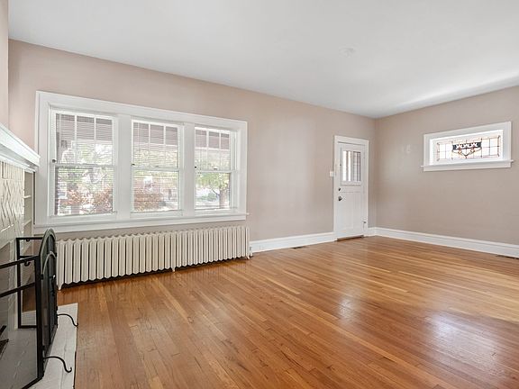 5th image of 4061 Wyoming St
