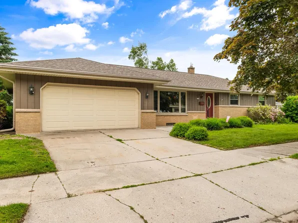 1635 North 21st STREET, Manitowoc, WI 54220