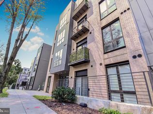 1016 17th Pl NE APT 102, Washington, DC 20002