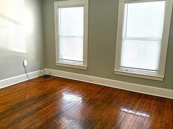 3rd image of 76 3rd Street