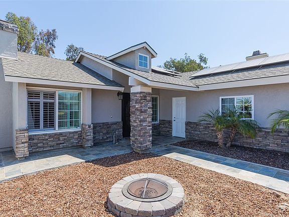 5th image of 3530 Clavelita St