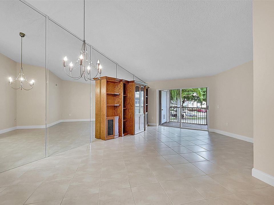 1st image of 7457 N Devon Drive #211
