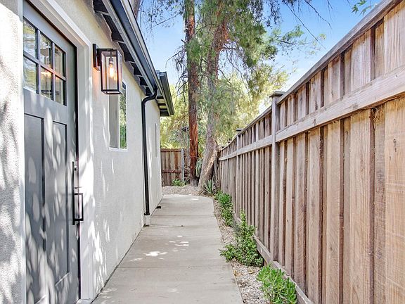3rd image of 5302 Tendilla Ave #Adu