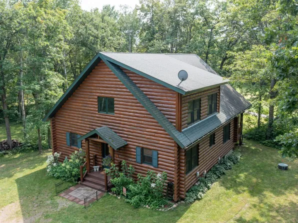 18541 Golf Cir, Garrison, MN 56450