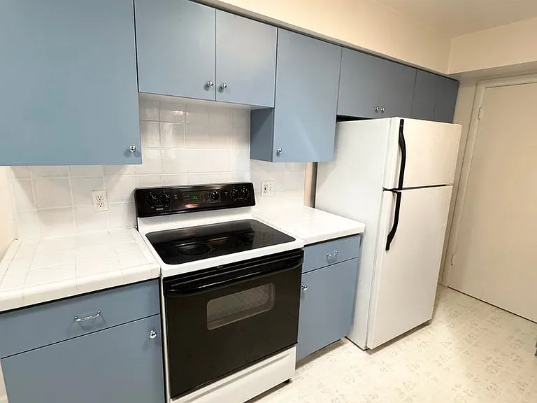 5219 Huston Ct — Photo 10