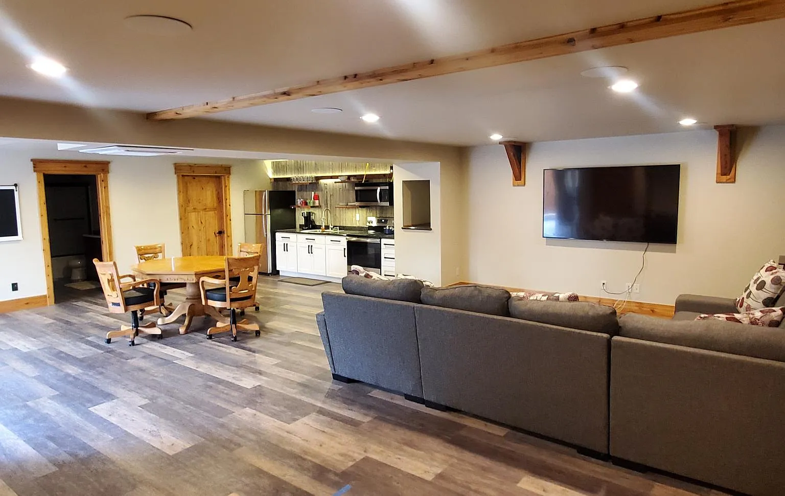 306 W Montana Ave — Photo 3
